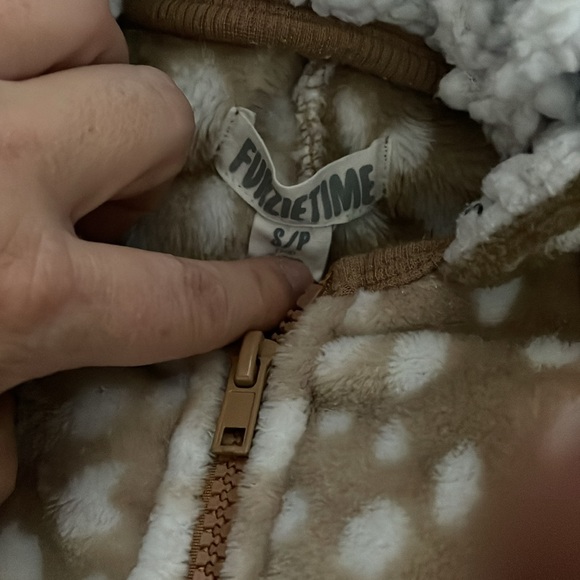 🔥 2/$25 - Fuzzy reindeer onesie - Picture 3 of 4